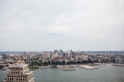 秋霞特色aa大片在线